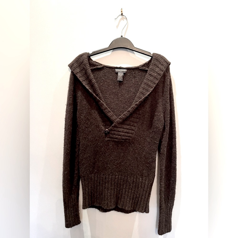 🤎Banana Republic Vintage Sweater